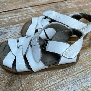 Salt Water Sandals white baby size 5